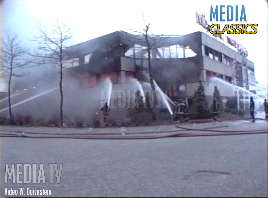 MediaTV Classics (1995): Verwoestende brand bij Mijnders Meubelen Capelle aan den IJssel (video)