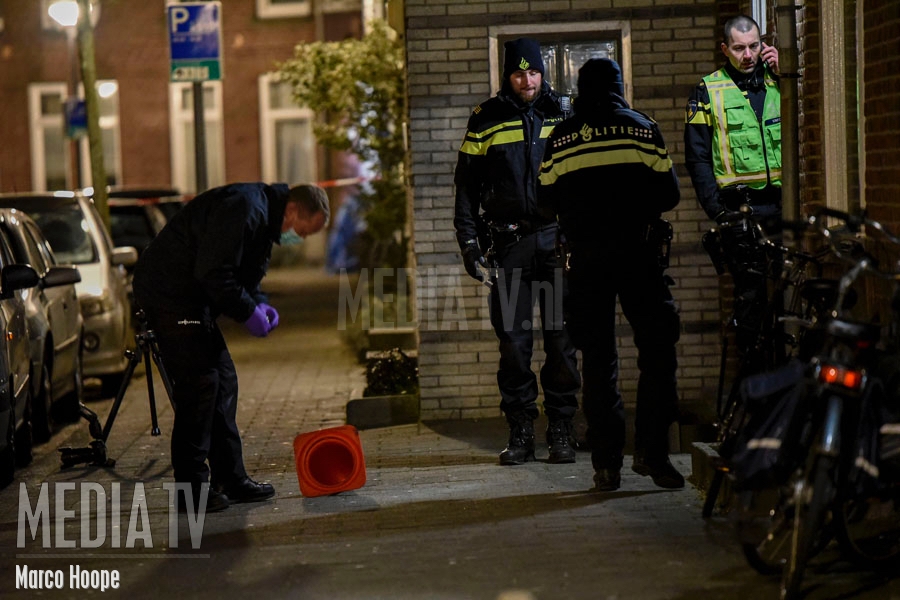 Jongens onder vuur genomen Haringpakkerstraat Rotterdam (video)