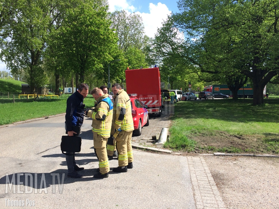 Stofwolk met mogelijk asbest vrijgekomen bij bedrijf Eurogrit in Dordrecht
