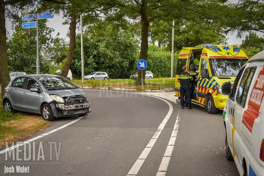 Gewonde na frontale aanrijding Alphenseweg Boskoop