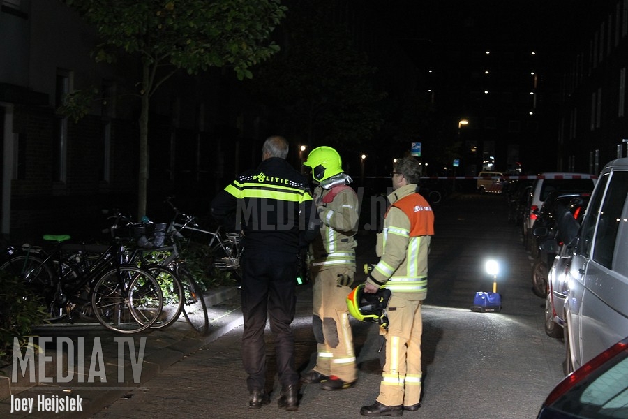 Bewoners geÃ«vacueerd door stroomstoring en vreemde lucht Pieter Langendijkstraat Rotterdam