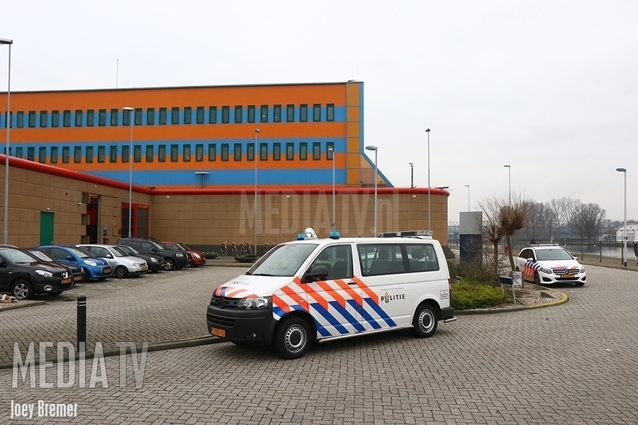 Gevangene ontsnapt uit gevangenis De Schie Rotterdam