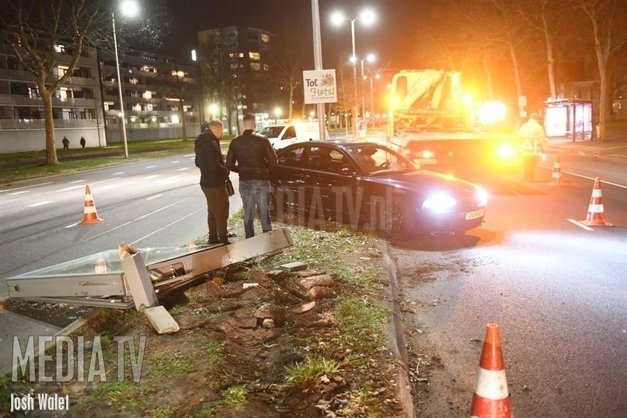 Auto ramt reclamebord Burgemeester Bruin Slotsingel Alphen aan den Rijn