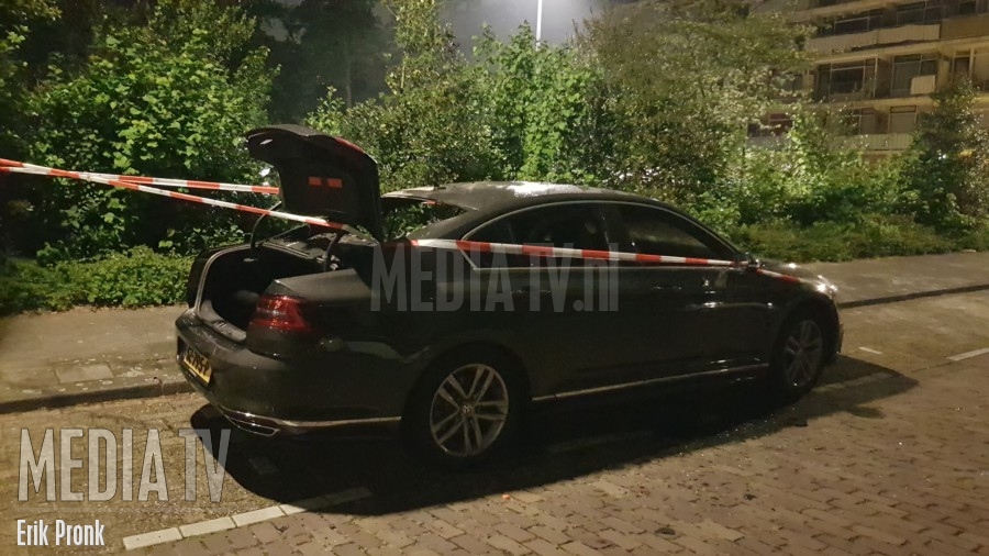 Auto verwoest door brand Aalscholverlaan Vlaardingen