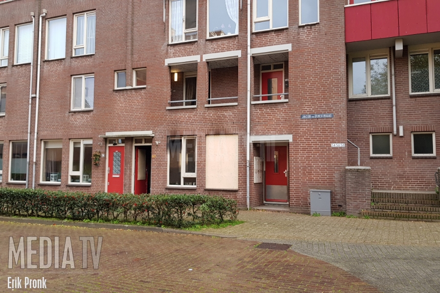 Schade na woningbrand Jacob van Dijkstraat Vlaardingen