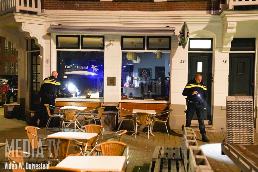 Café beschoten op Rotterdamse Noordereiland (video)
