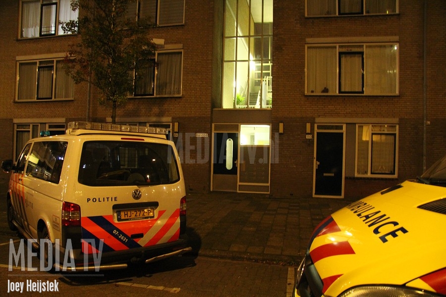 Onderzoek naar melding steekpartij in woning Rauwenhoffstraat Rotterdam