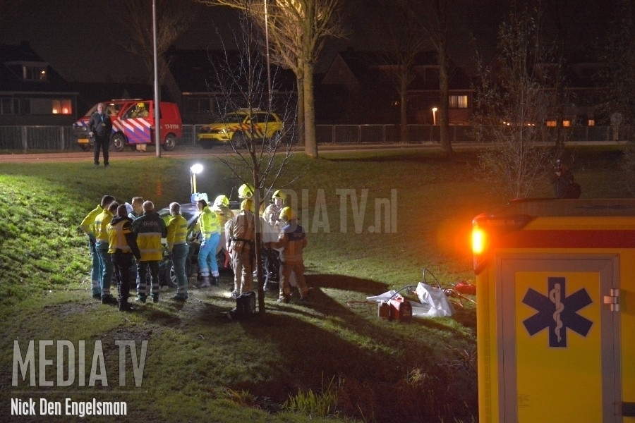 Vier gewonden na aanrijding Voordijk Barendrecht (video)