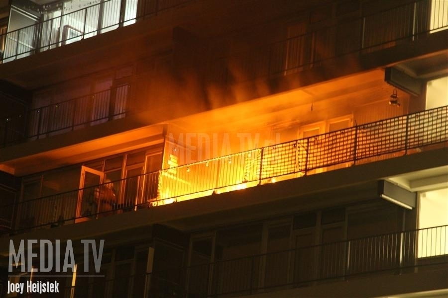 Brand op balkon Huslystraat Rotterdam