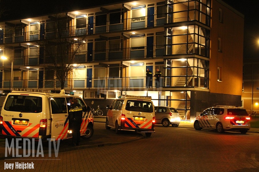 Twee gewonden en aanhouding na vechtpartij Vignolastraat Rotterdam