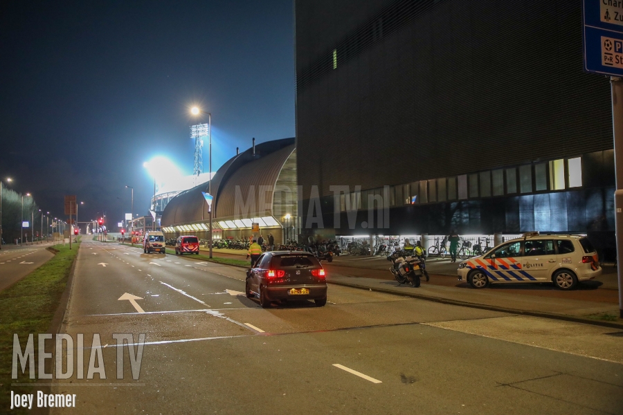Voetganger overleden na aanrijding Coen Moulijnweg Rotterdam