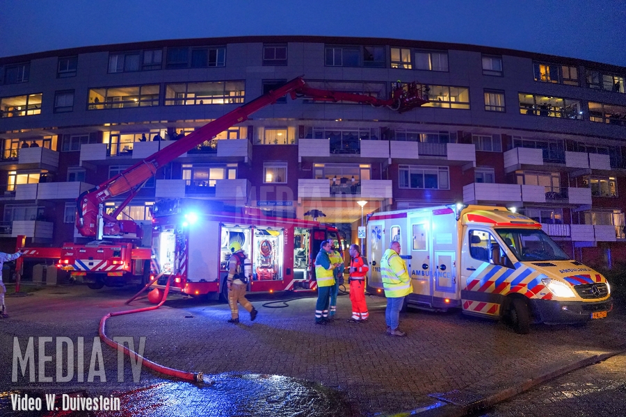Zwaargewonde bewoner verdacht van brandstichting Grote Beer Rotterdam