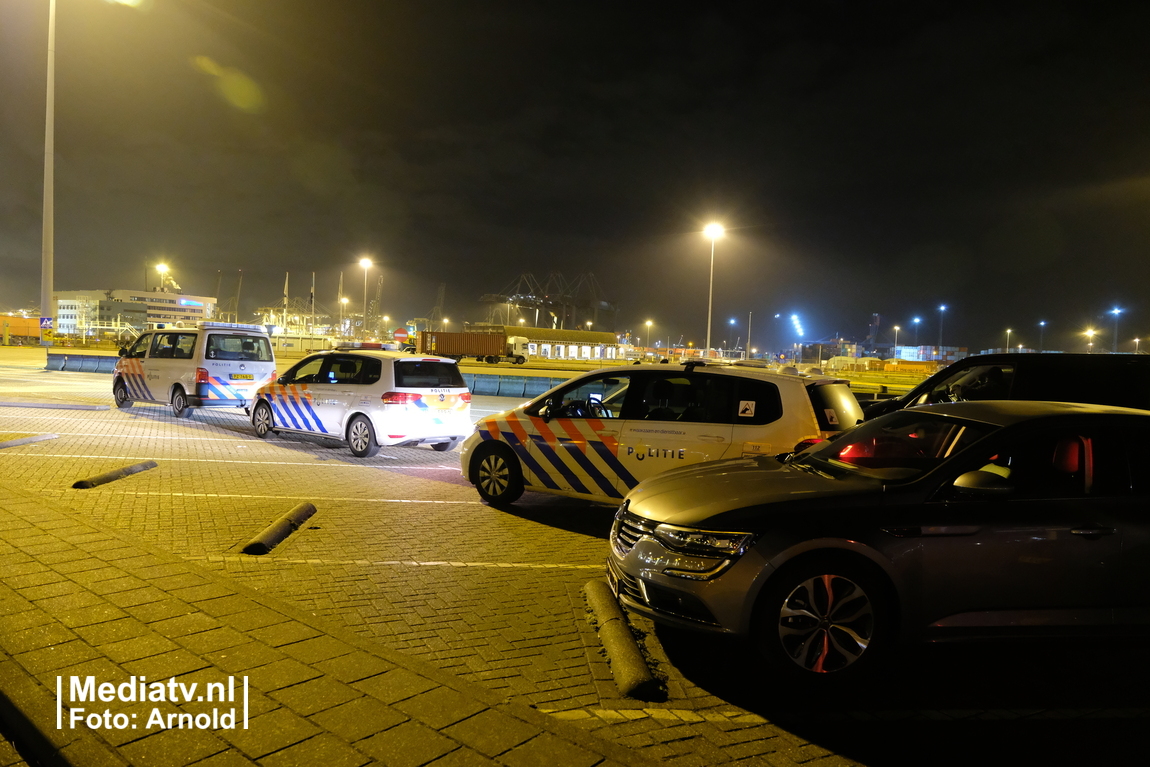 221 kilo cocaïne onderschept in Rotterdamse haven : 8 uithalers aangehouden