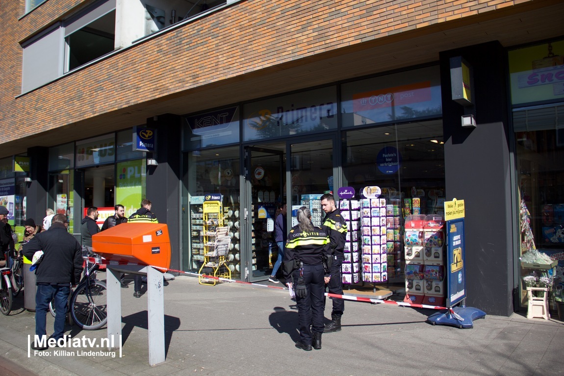 Overval op Primera Burgemeester Baumannlaan Rotterdam