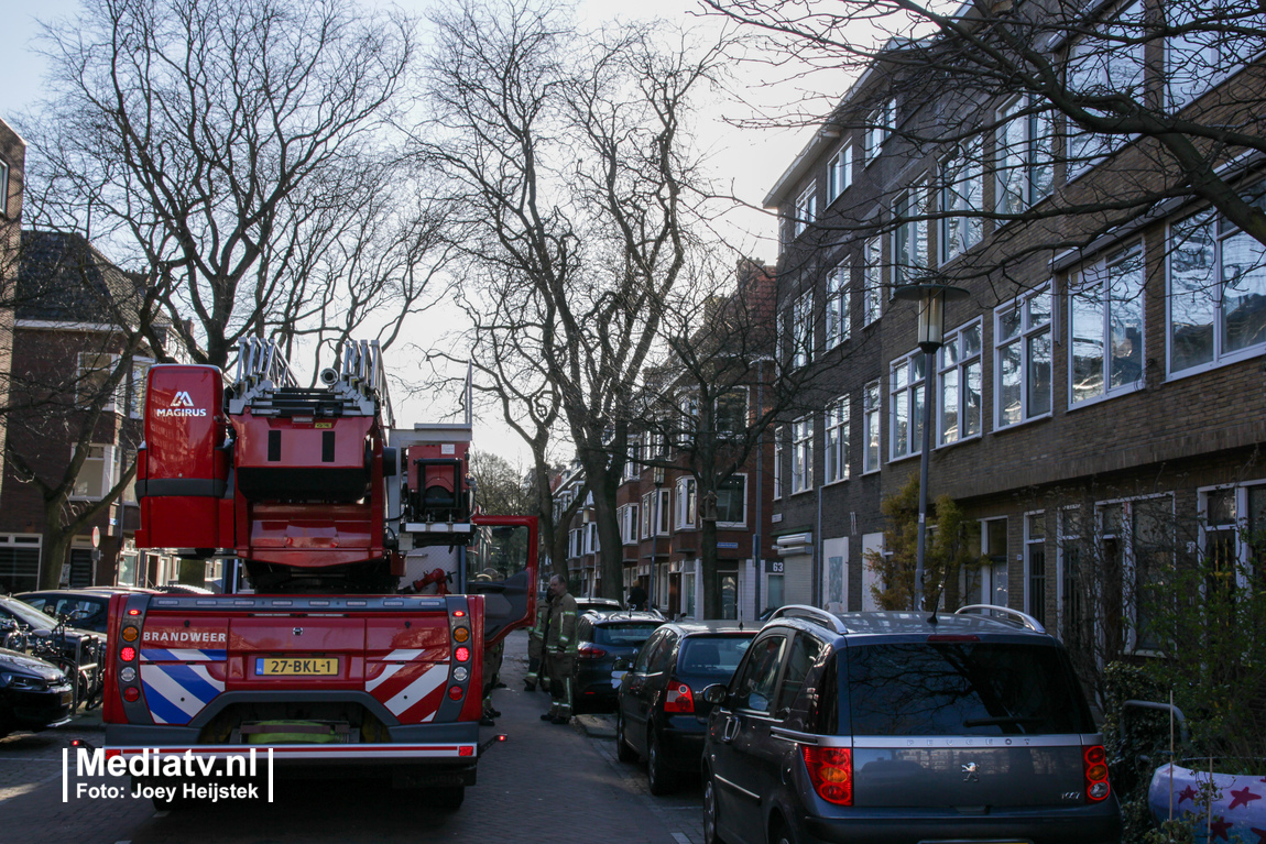 Omgevallen vuurkorf veroorzaakt brand Abraham Kuyperlaan Rotterdam