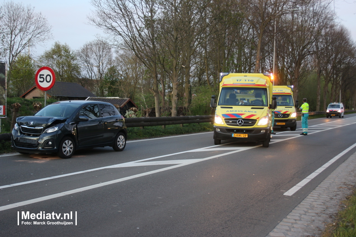 Kop-staart botsing op Groene Kruisweg Geervliet