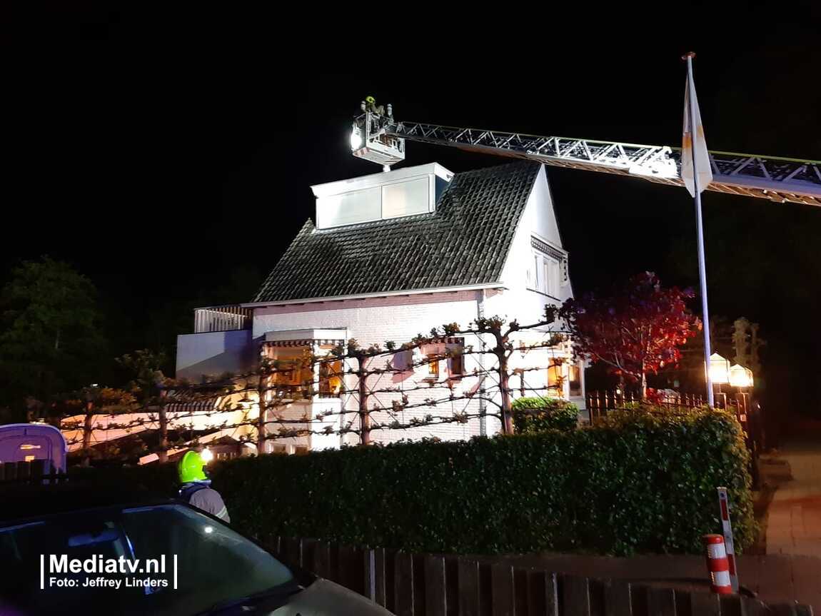 Brandweer rukt uit voor schoorsteenbrand Hoekeindseweg Bleiswijk