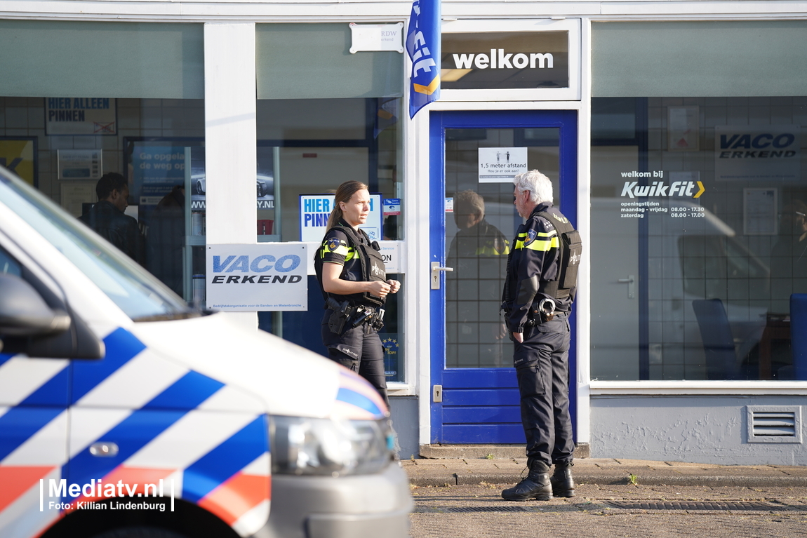 Gewapende overval op Kwikfit Noorderhagen Rotterdam