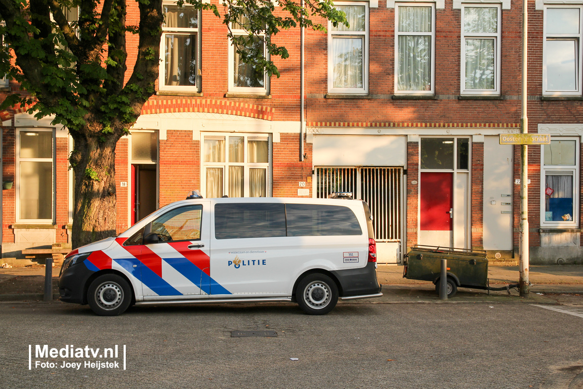 Overvallers maken telefoon buit bij overval op woning in Rotterdam