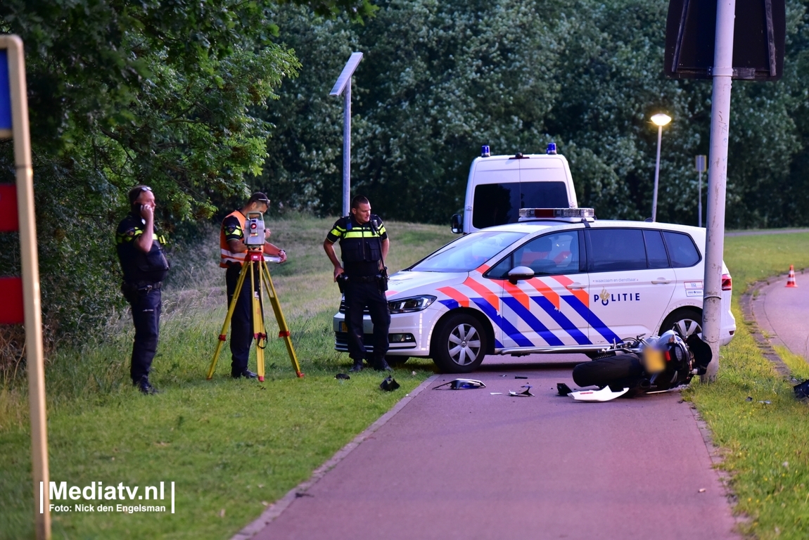 Motor klemgereden na achtervolging in Zwijndrecht (video)