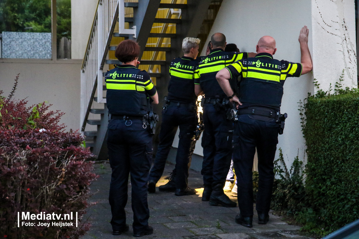 Politie grijpt in bij grote vechtpartij in Ridderkerk