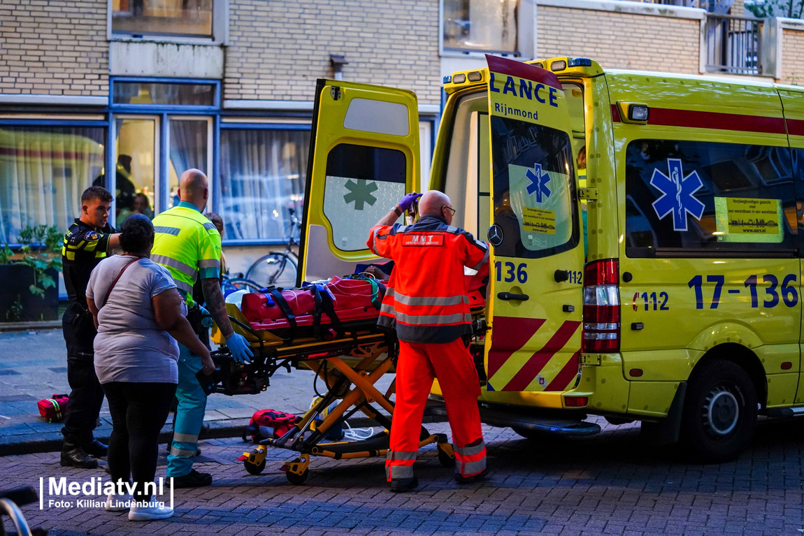 Jongen zwaargewond na steekpartij op Diergaardesingel: politie verricht twee aanhoudingen (Video)