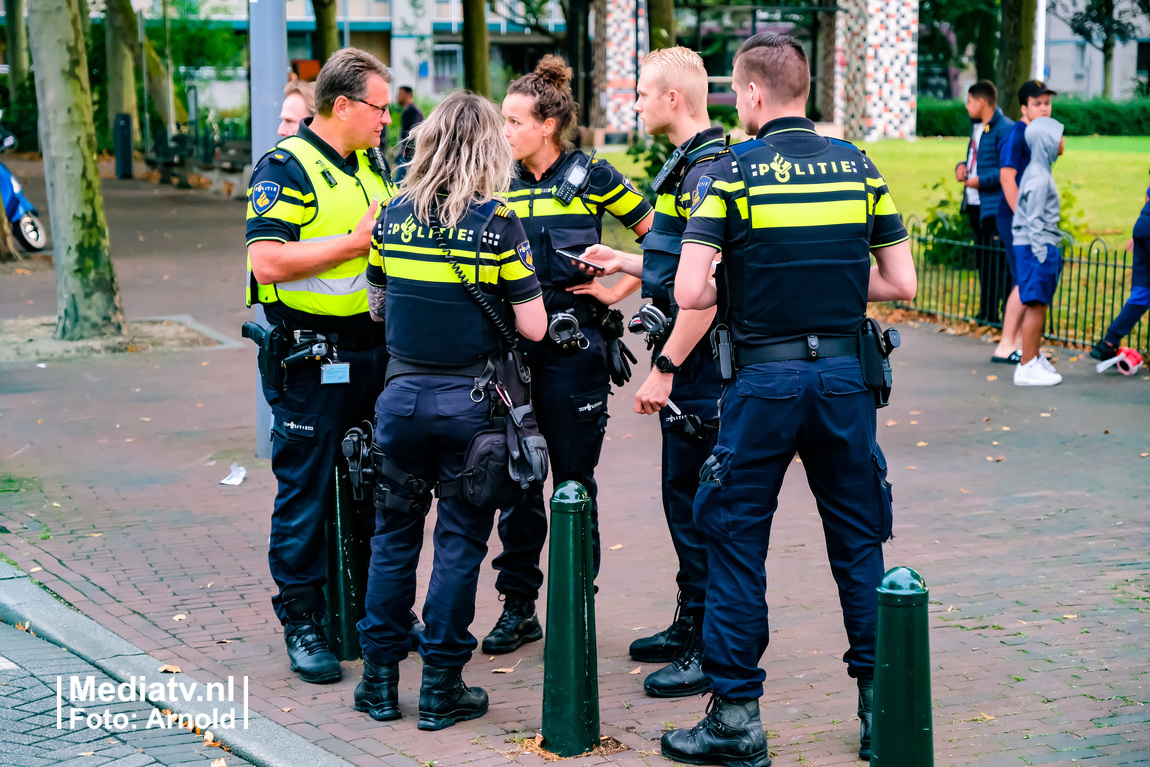 Verkeersruzie mondt uit in steekpartij Grote Visserijstraat Rotterdam