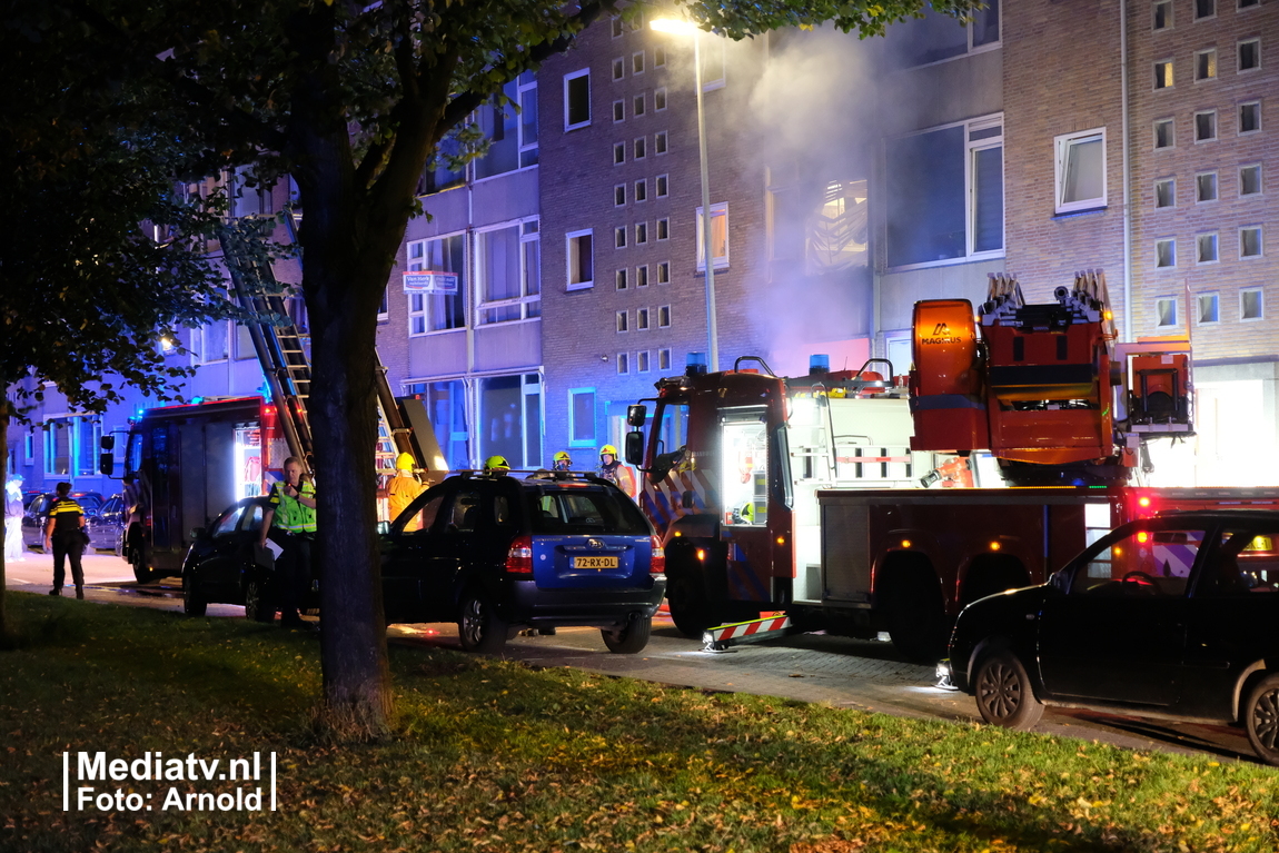 Grote uitslaande brand op Hogenbanweg Schiedam (video)