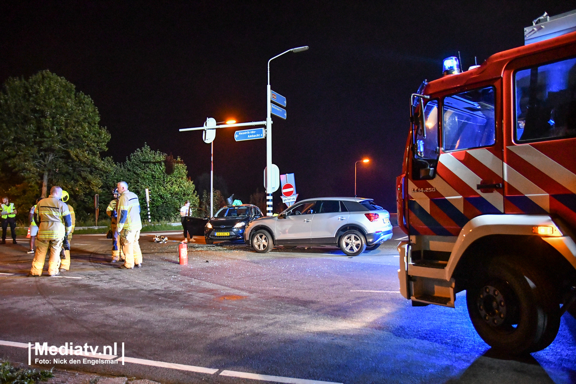 Gewonde na botsing in Hendrik-Ido-Ambacht