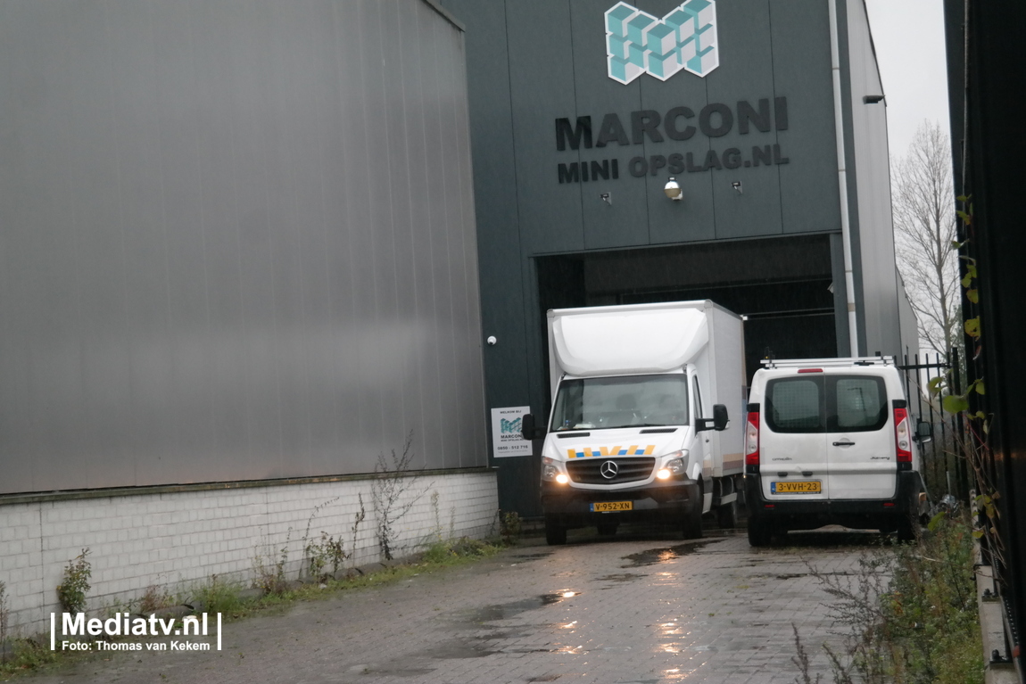 Hennepkwekerij ontdekt in bedrijfspand in Gouda: 26-jarige Rotterdammer aangehouden