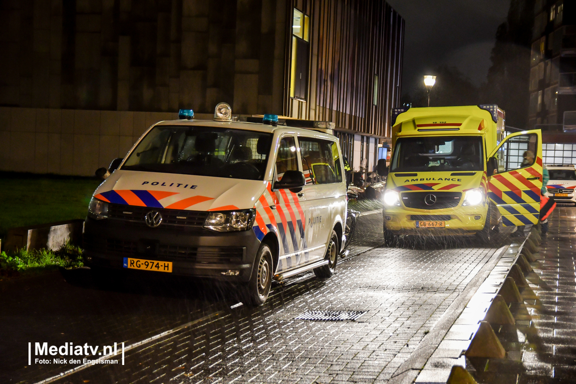 Man bedreigt marktplaats-verkoper met vuurwapen en krijgt klappen