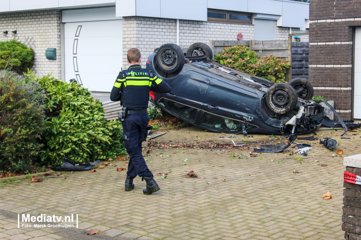 Automobilist op de vlucht Dirk van Voornelaan in Rockanje