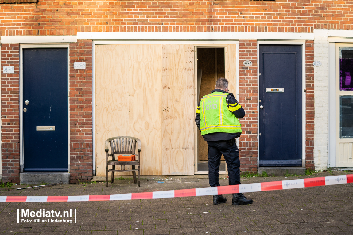 Zwaargewonde bij steekpartij Pompstraat Rotterdam, vier aanhoudingen