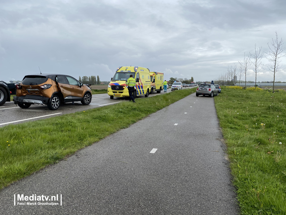 Aanrijding met meerdere gewonden Schrijversdijk Brielle