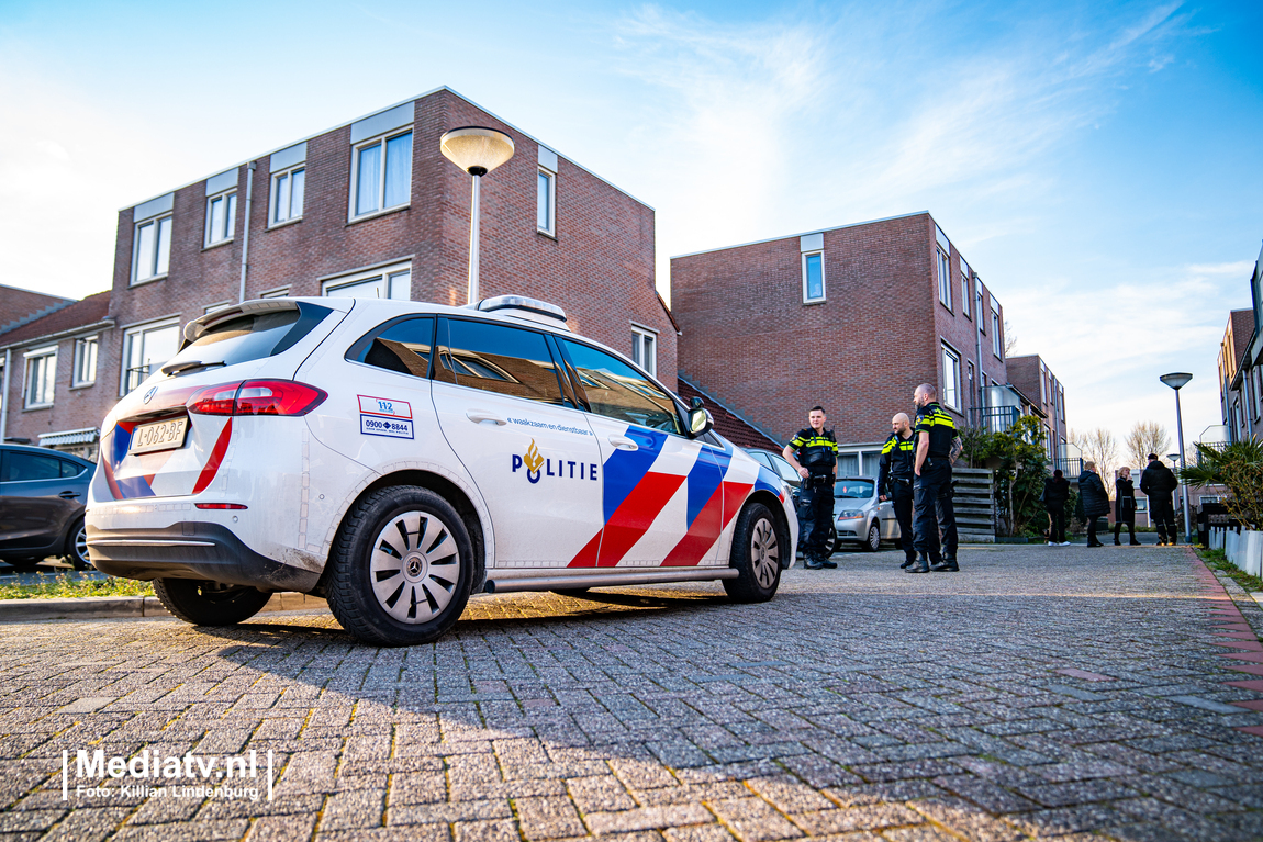 Grote politie-inzet na woningoverval Feestdans Capelle a/d IJssel