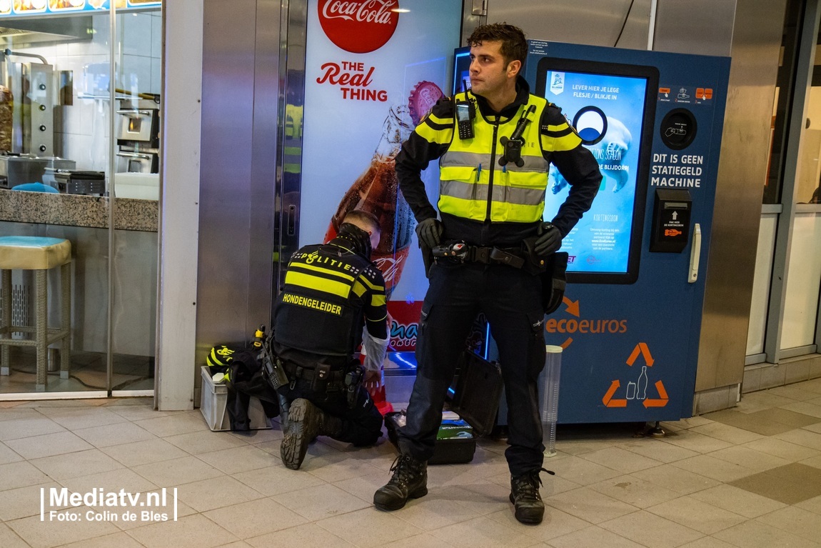 Man met vuurwapen op metrostation aangehouden Marconiplein Rotterdam