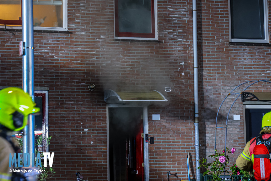 Bewoner uit brandende woning gered Kuinder Rotterdam