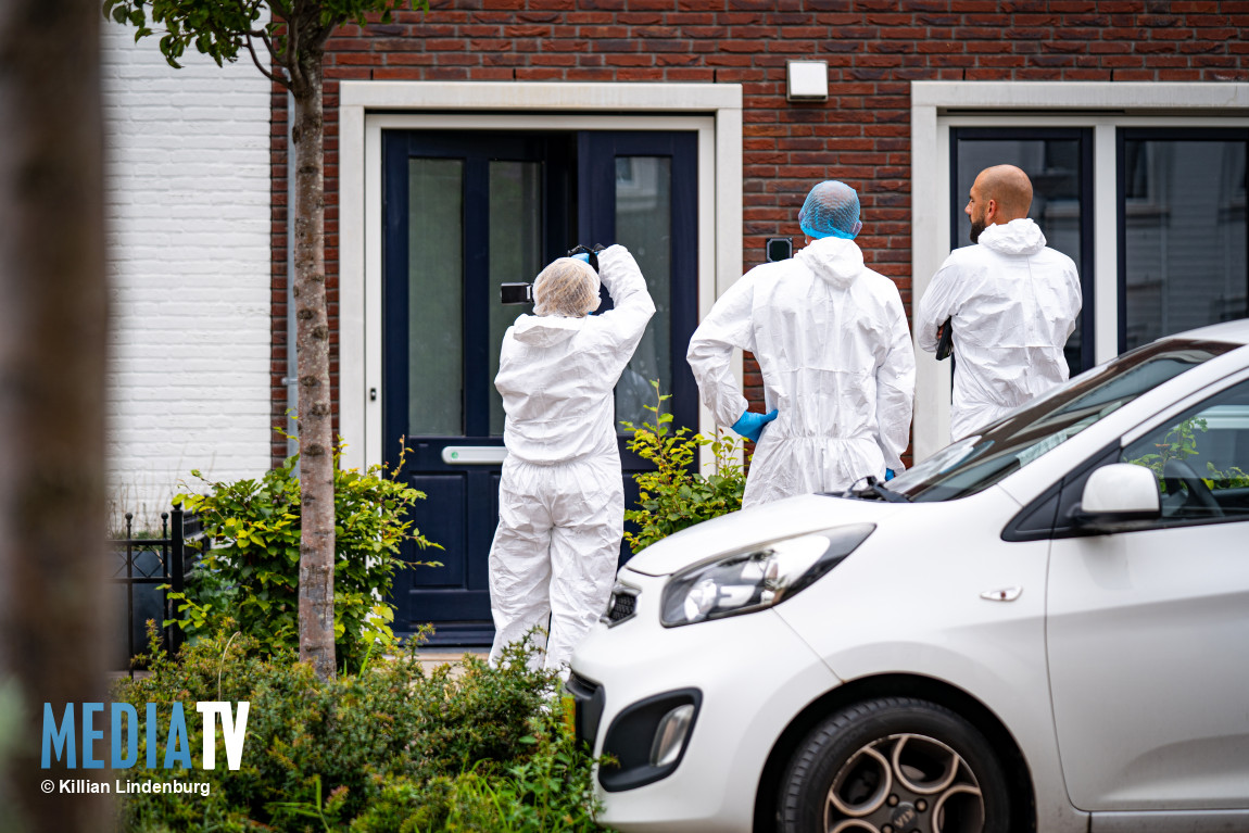 Politie onderzoekt doodsoorzaak vrouw in woning Hudson Maassluis