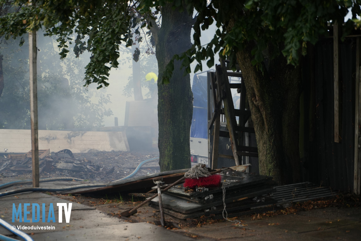 Asbest vrijgekomen bij grote brand in stal Hofweg Rotterdam