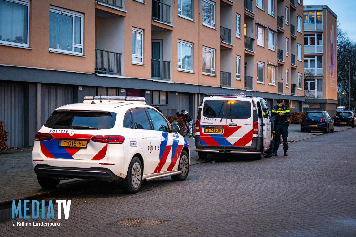 Jongen beroofd van jas en bril Kerstendijk Rotterdam