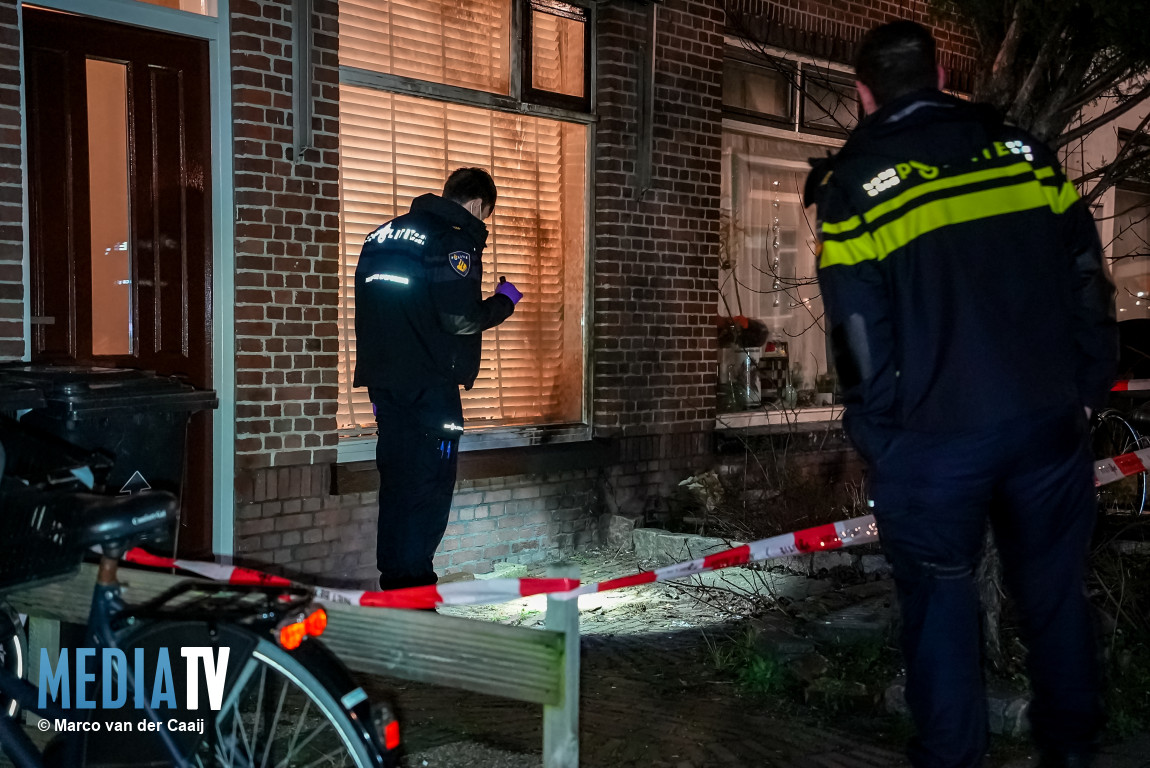 Twee verdachten aangehouden na brandbom bij woning Buffelstraat Rotterdam