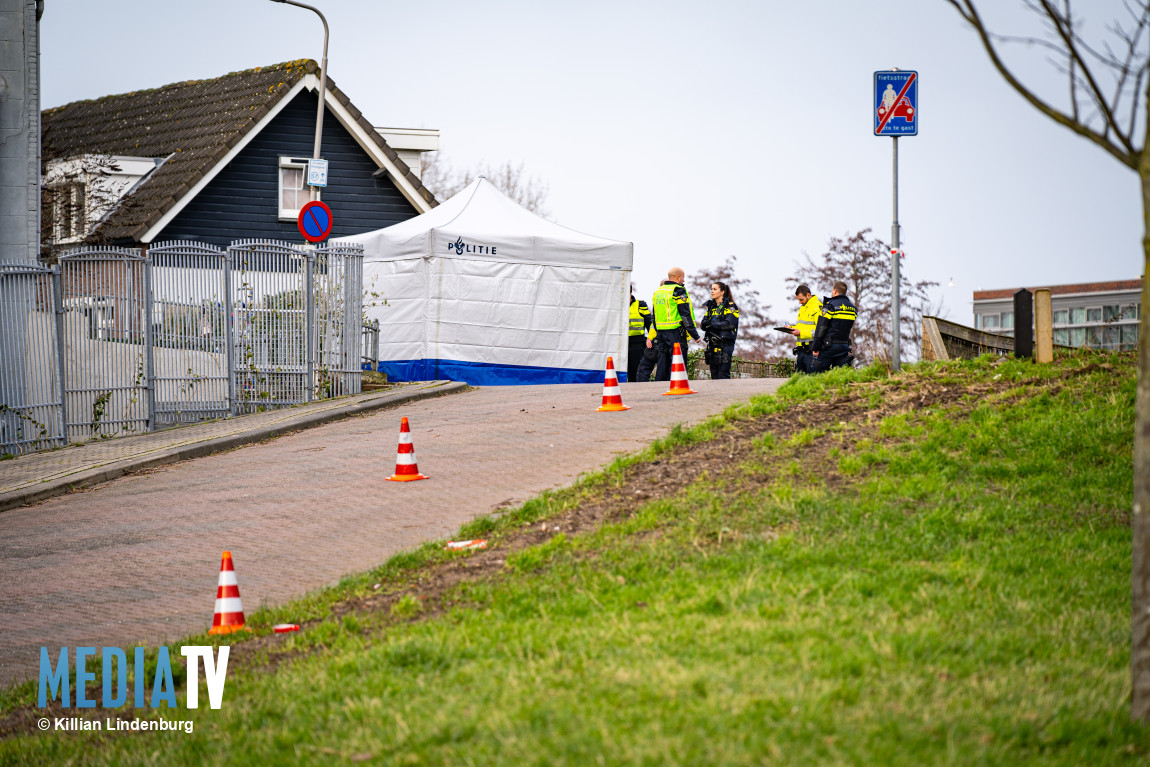 76-jarige fietsster overleden na aanrijding met vrachtwagen Westmolendijk Ridderkerk