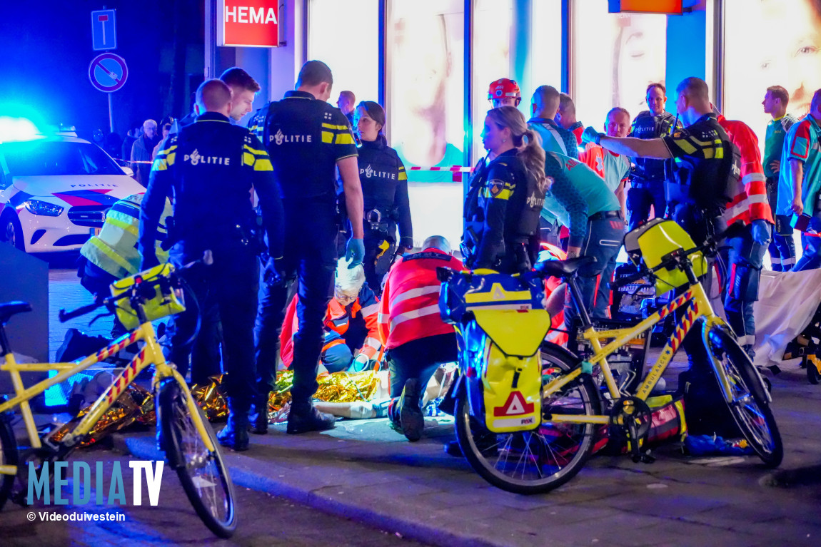 Twee mannen neergeschoten op straat, één slachtoffer ernstig gewond Lusthofstraat Rotterdam