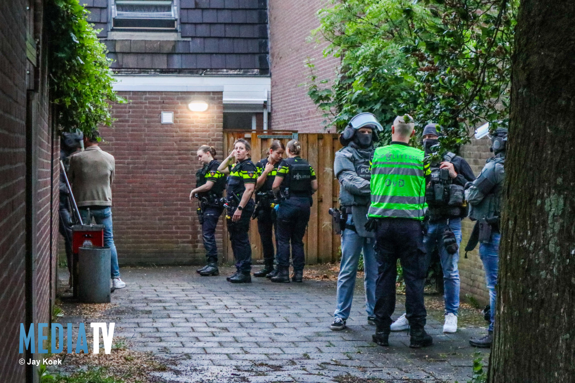 Man dreigt met mes bij woning van ex in Maassluis, veel politie ingezet