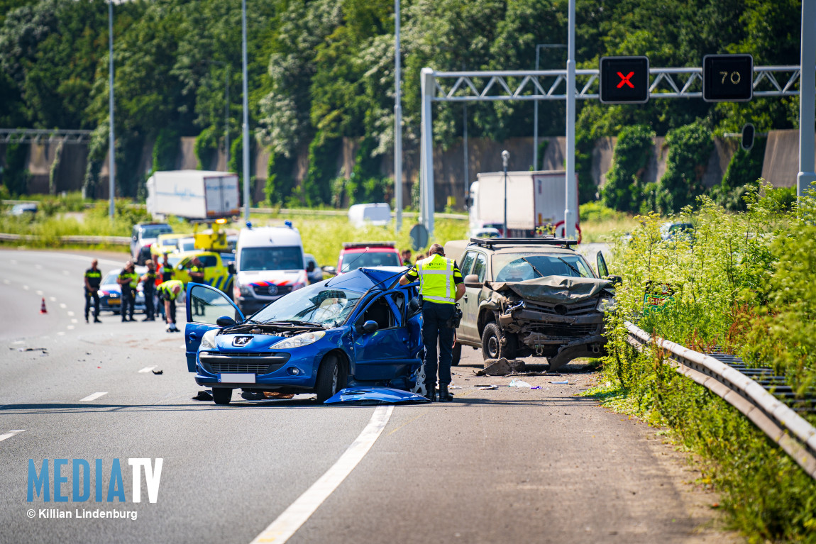 Zwaar ongeval met militair voertuig op snelweg A16 ter hoogte van Zwijndrecht