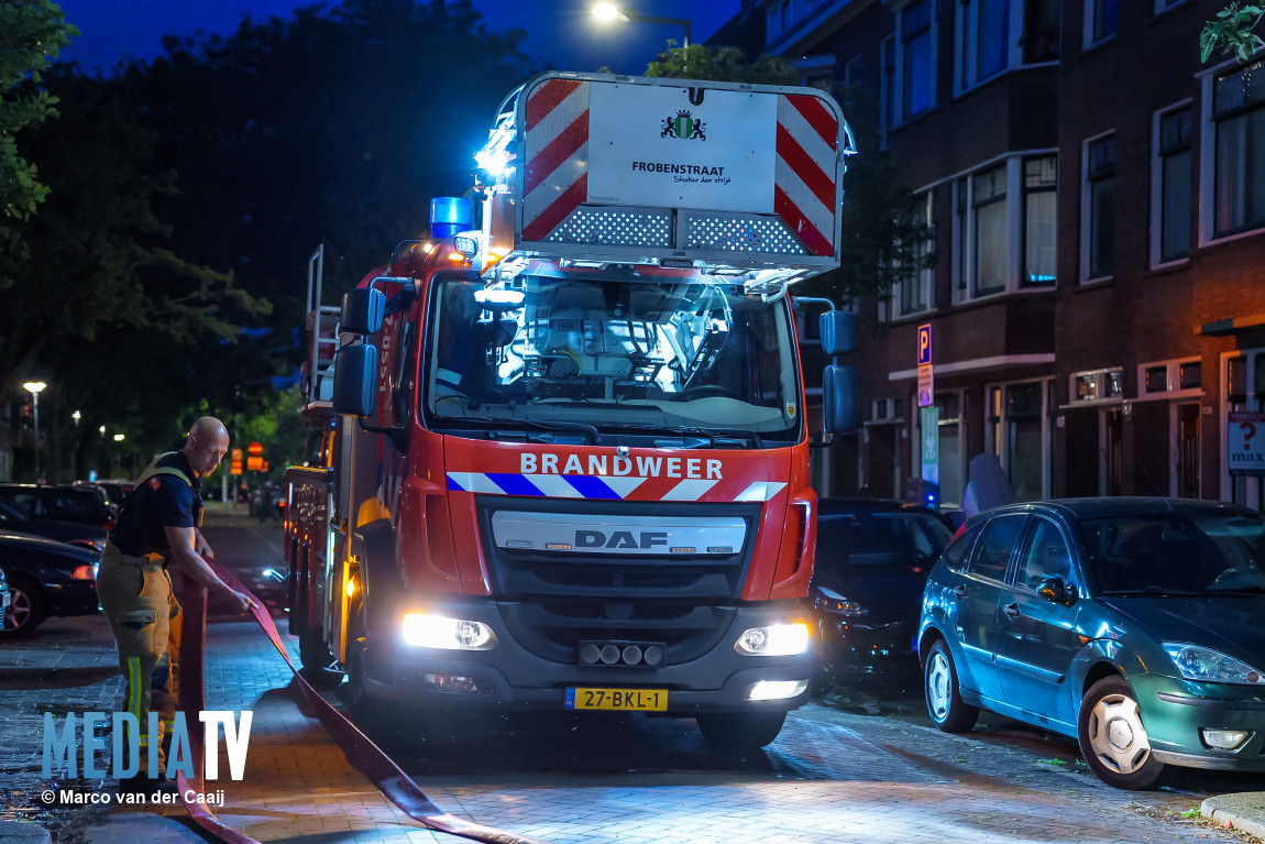 Brandweer ingezet voor brand op dakterras Groen van Prinstererstraat Rotterdam