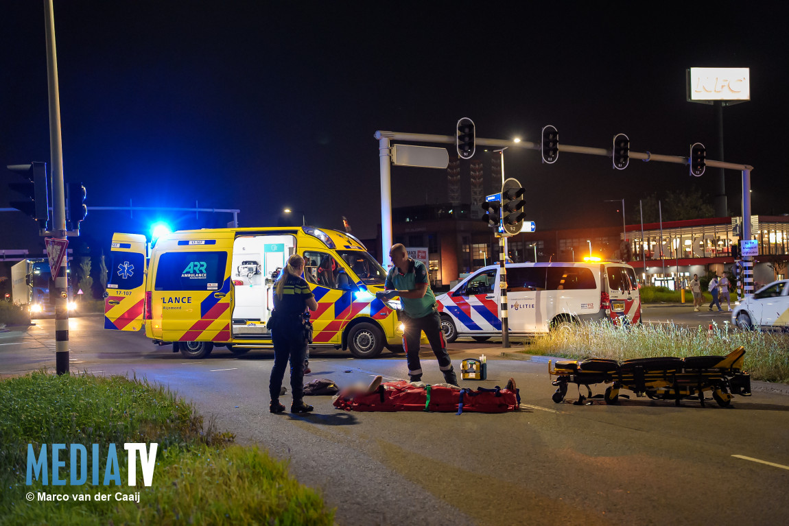 Fietser tijdens oversteken aangereden door automobilist Schiedamsedijk Vlaardingen