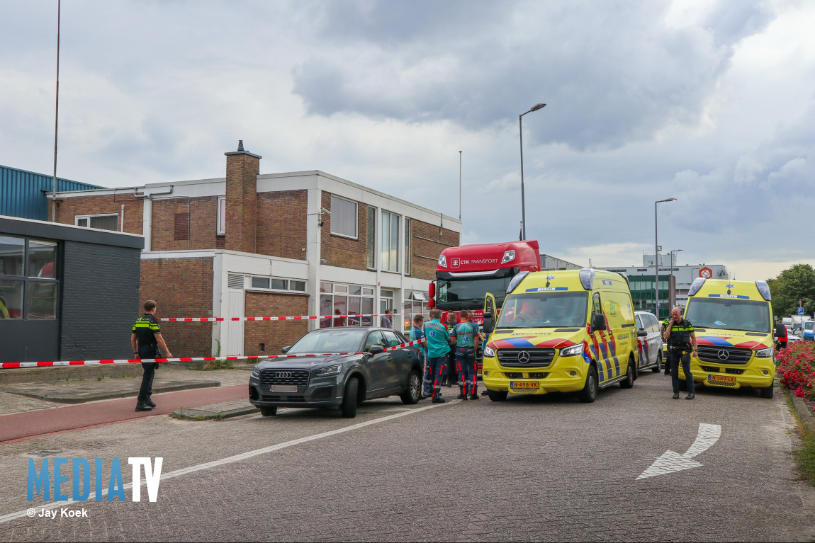 Baby overleden in auto, man aangehouden Vlaardingweg Rotterdam