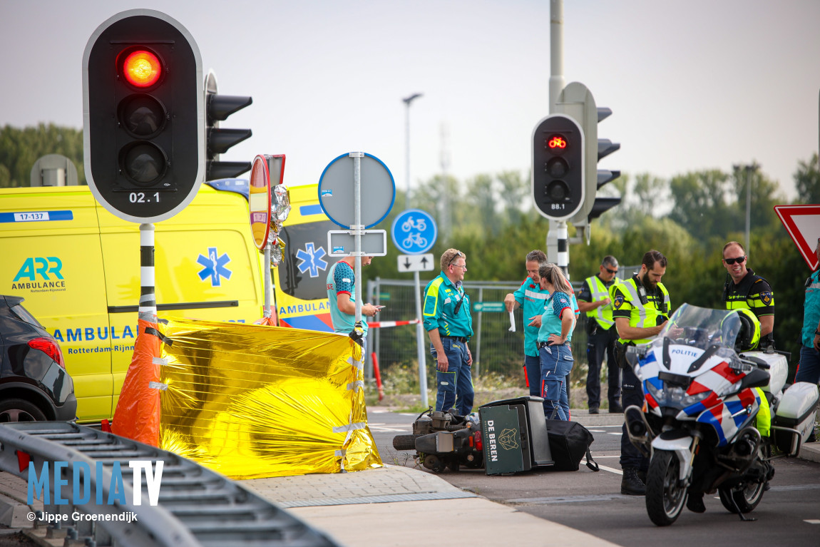 Maaltijdbezorger overleden na aanrijding N209 Rotterdam