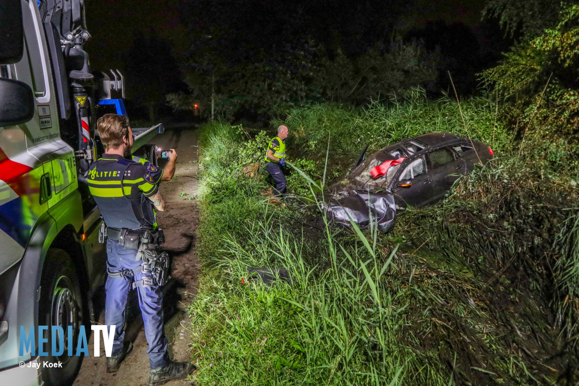 Jongeman rijdt peperdure Audi van zijn vader total loss Breeweg Vlaardingen